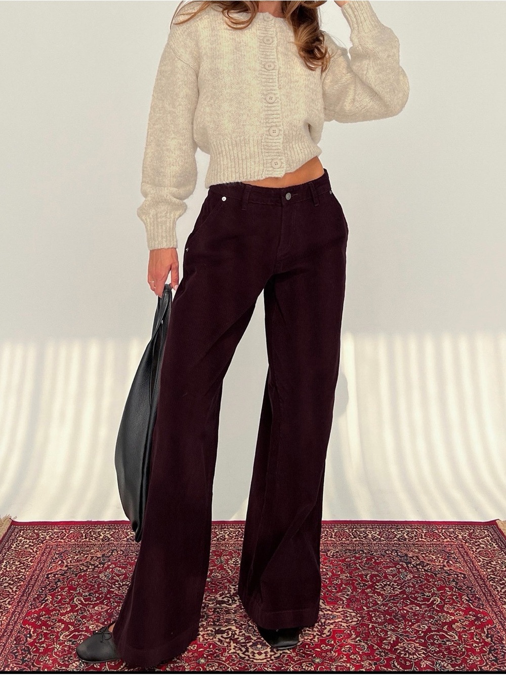 Jacynda Low Waist Wide Leg Corduroy Jeans
Currant
